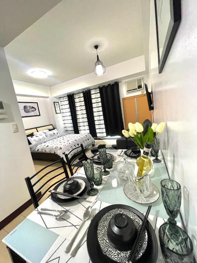 Two Palm Tree Villas Pasay Kültér fotó