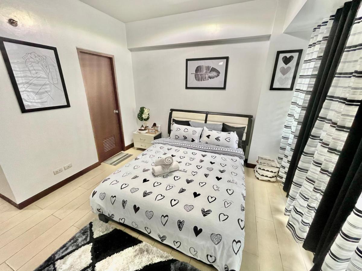 Two Palm Tree Villas Pasay Kültér fotó