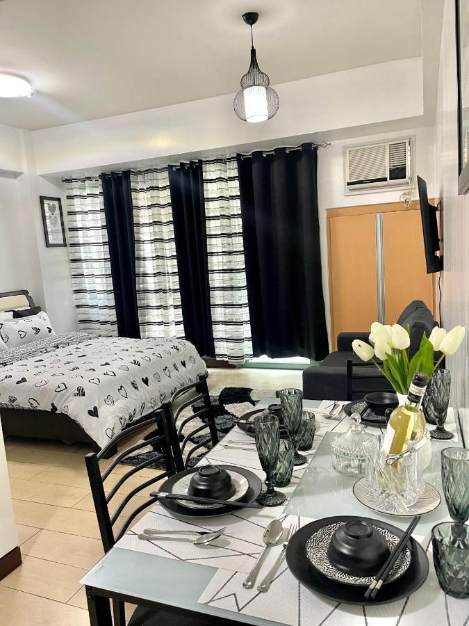 Two Palm Tree Villas Pasay Kültér fotó