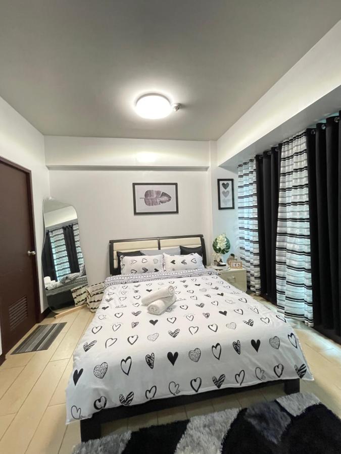 Two Palm Tree Villas Pasay Kültér fotó
