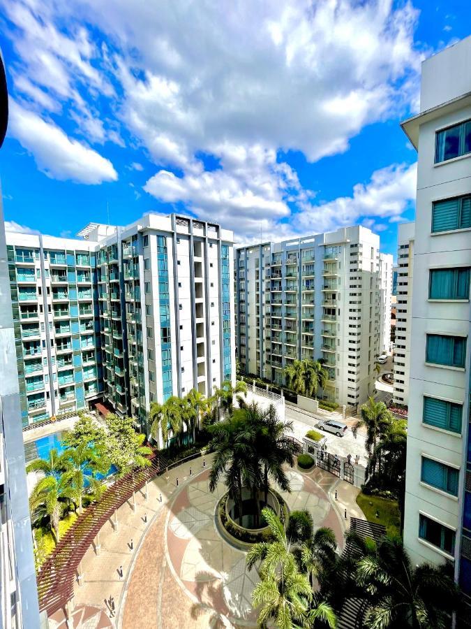 Two Palm Tree Villas Pasay Kültér fotó
