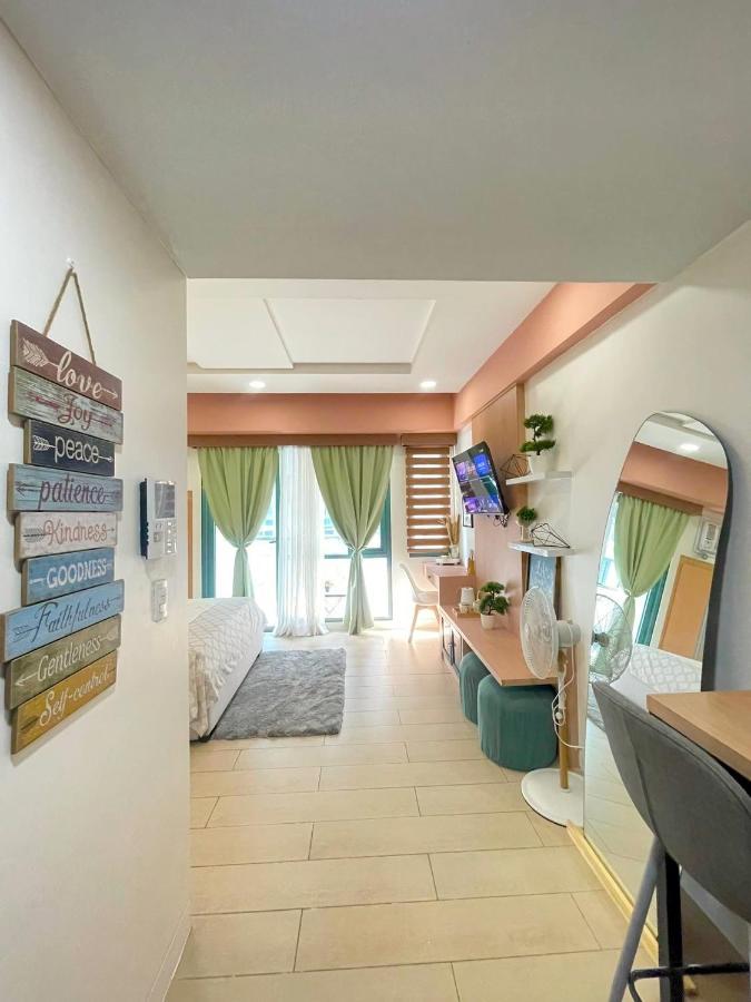 Two Palm Tree Villas Pasay Kültér fotó